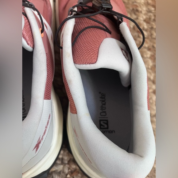 Like new Salomon trail running shoes - Picture 6 of 6